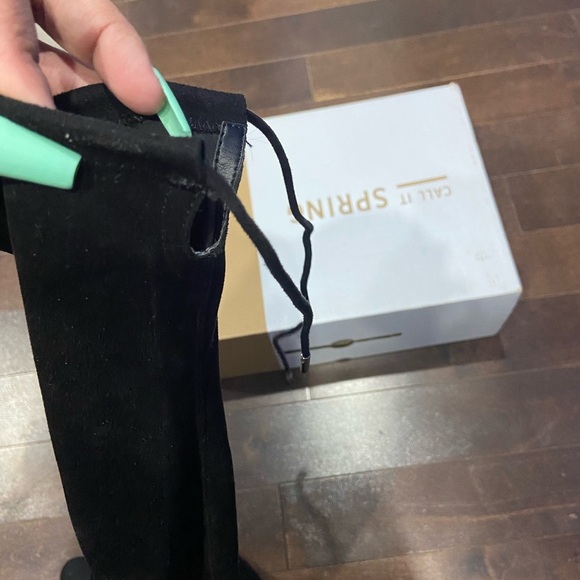 Over the knee boots - Picture 2 of 6